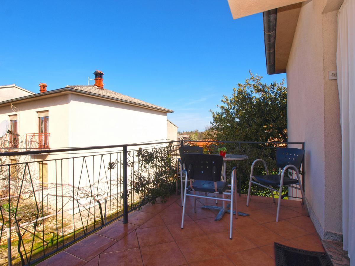 Apartments Mirela 1554 Pula Exterior photo